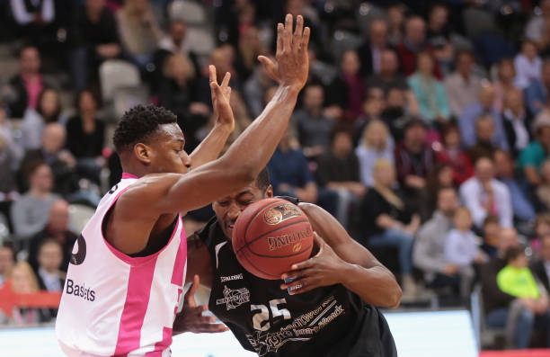 国米中场的 国米中场的